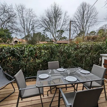 Avec Grande Terrasse Et Proximite A - Fr-1-420-125 Lejlighed *